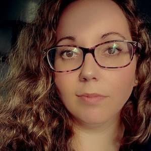 Meet your Posher, Jillian